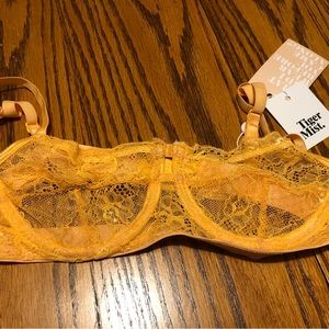 Tiger Mist Orange bra NWT SIZE Small